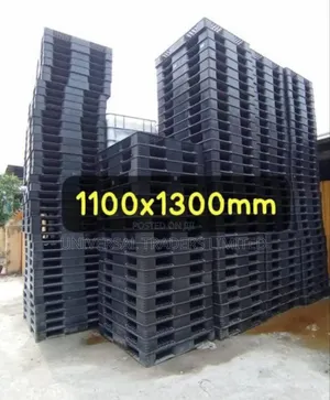Heavy Duty Pallets -Plastic Pallets - Size : 1100x1300x150mm