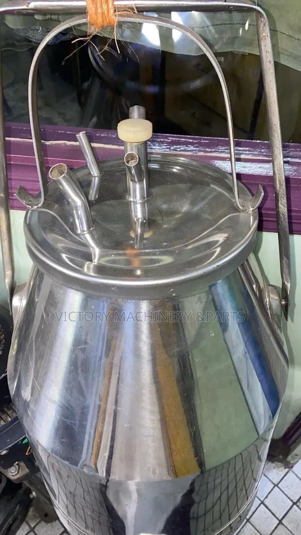 Milking Machine Bucket - main view
