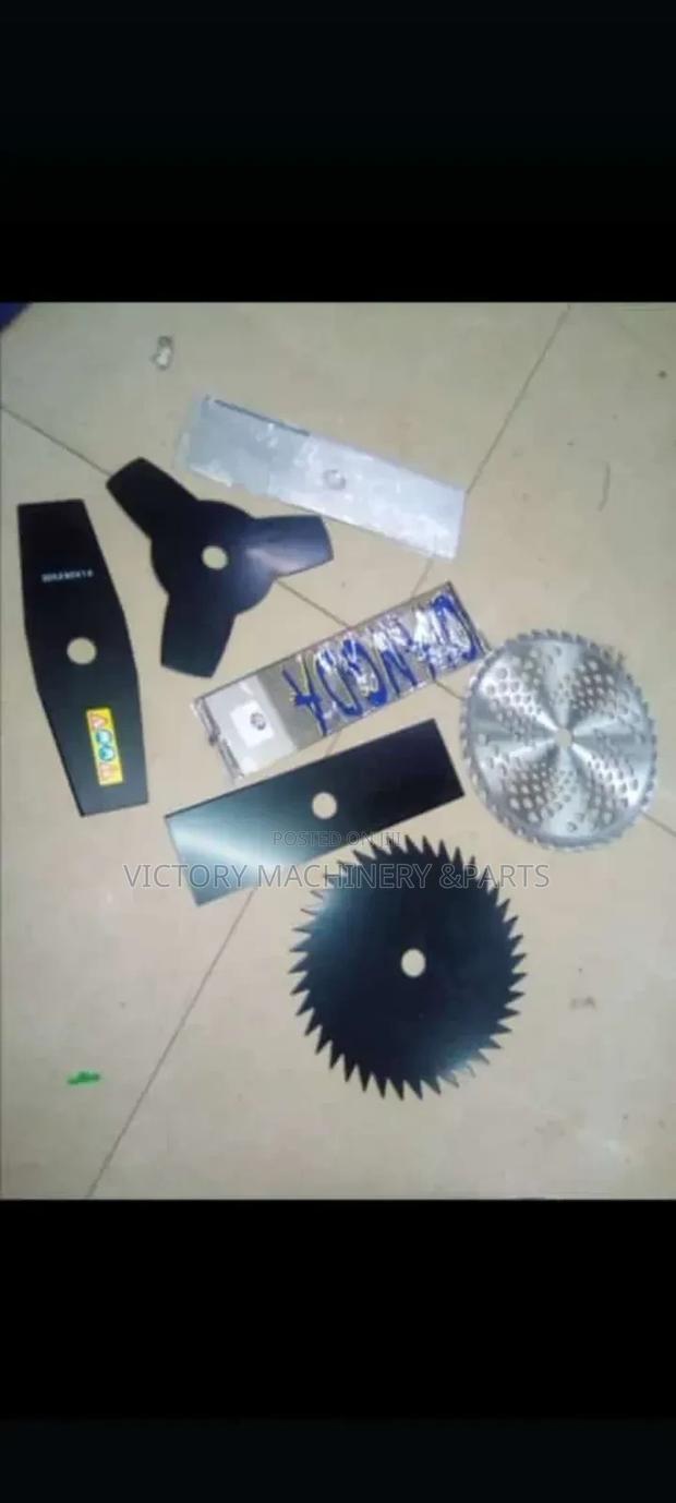 Brush Cutter Blades All Sizes - main view