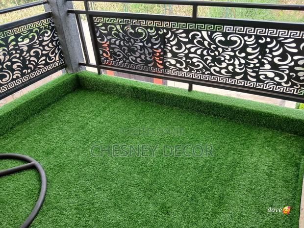Artificial Grass Carpet Suitable for Balconies - main view