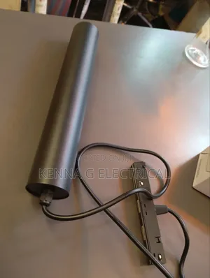 One Light Magnetic Light Hanging