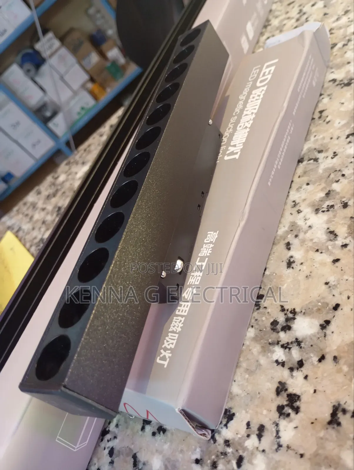 LED 48V Magnetic System Spotlightq12 W