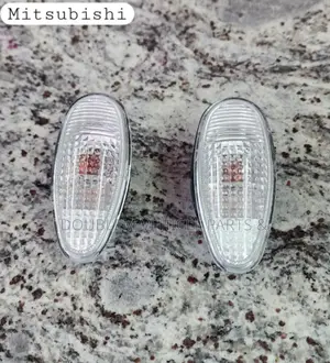 Sidelamp/Sidewing/Side Indicator Mitsubishi Universal