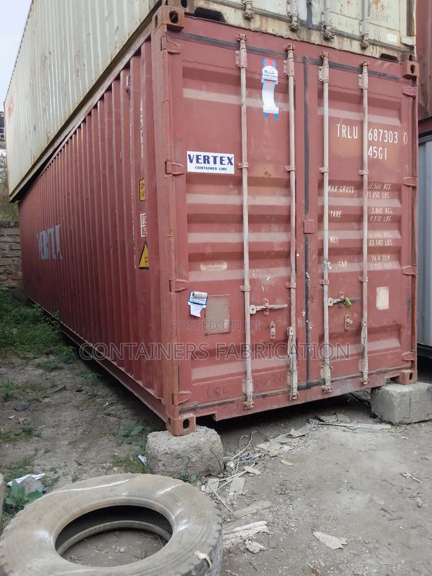 In Very Good Condition and Sizes Containers - thumbnail 2