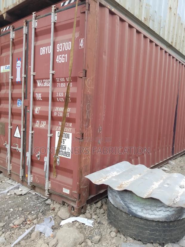 Clean 40ft Shipping Containers for Sale at a Good Price