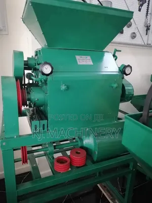 Maize Flour Roller Mill Heavy Duty With 20hp Motor