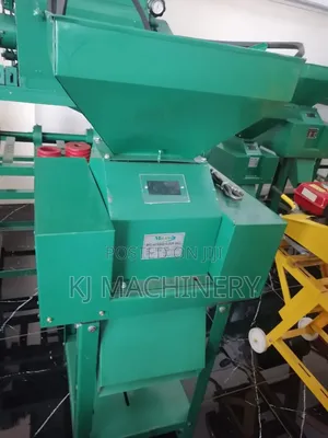 Maize Flour Roller Mill Heavy Duty With 20hp Motor