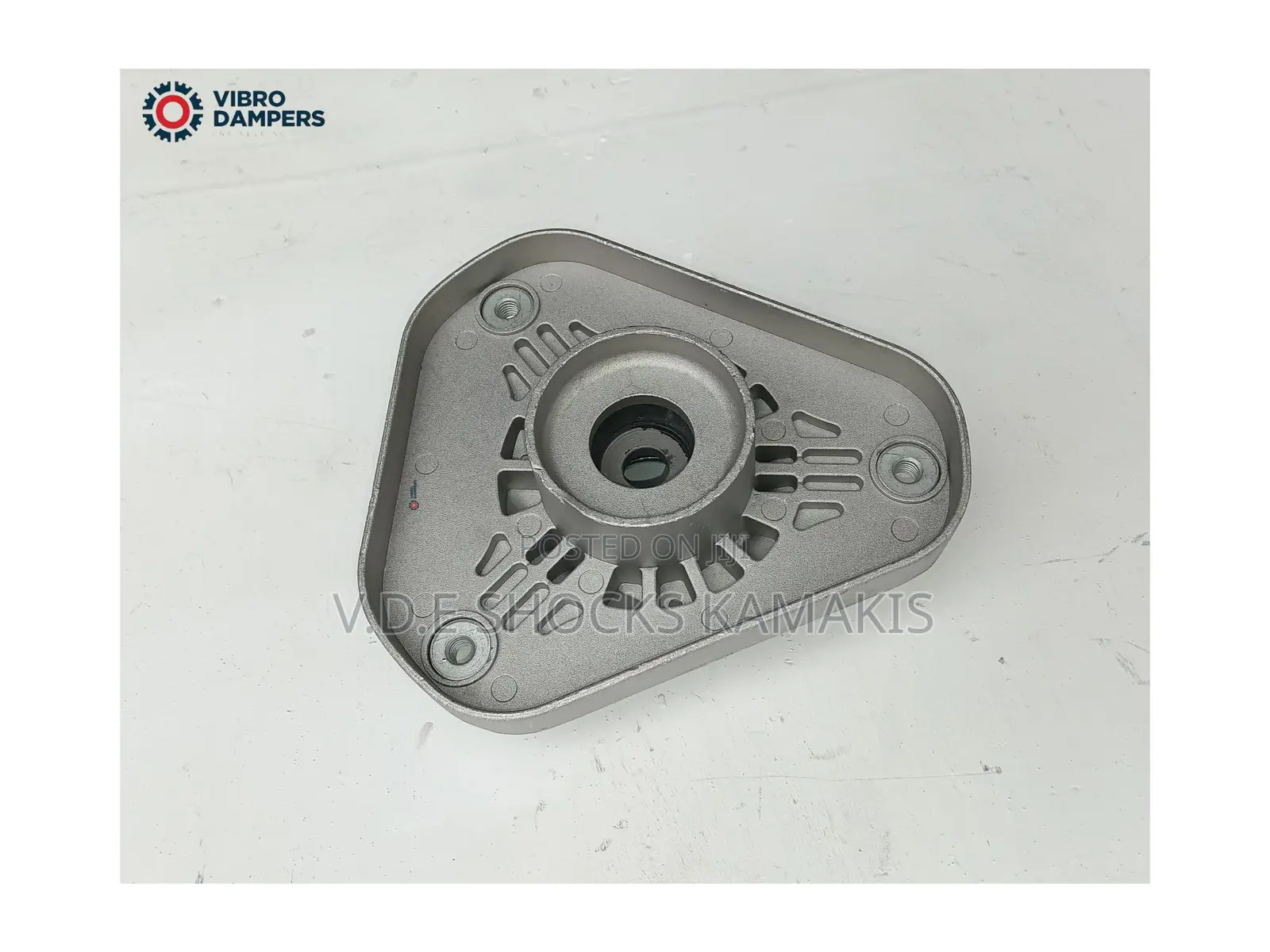 Meredes W212 Front Shock Mounting