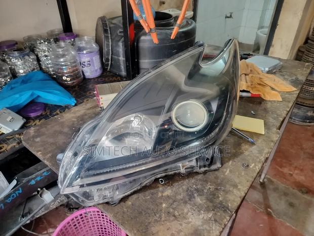 Toyota Prius Zvw30 Left Headlight Koito 47-52 - thumbnail 2