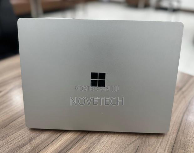 Laptop Microsoft Surface Laptop Go 8GB Intel Core I5 SSD 256GB - thumbnail 2