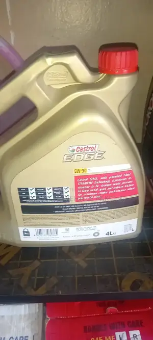 Synthetic Engine Oil Petrol/Diesel Castrol Edge 5L 5w-30