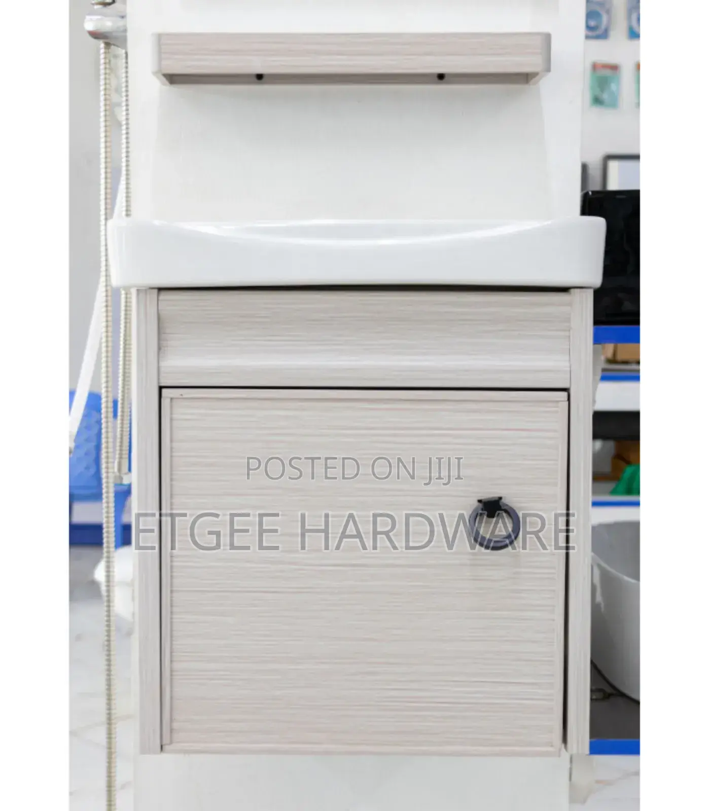 Basin Cabinet Small Brown 026