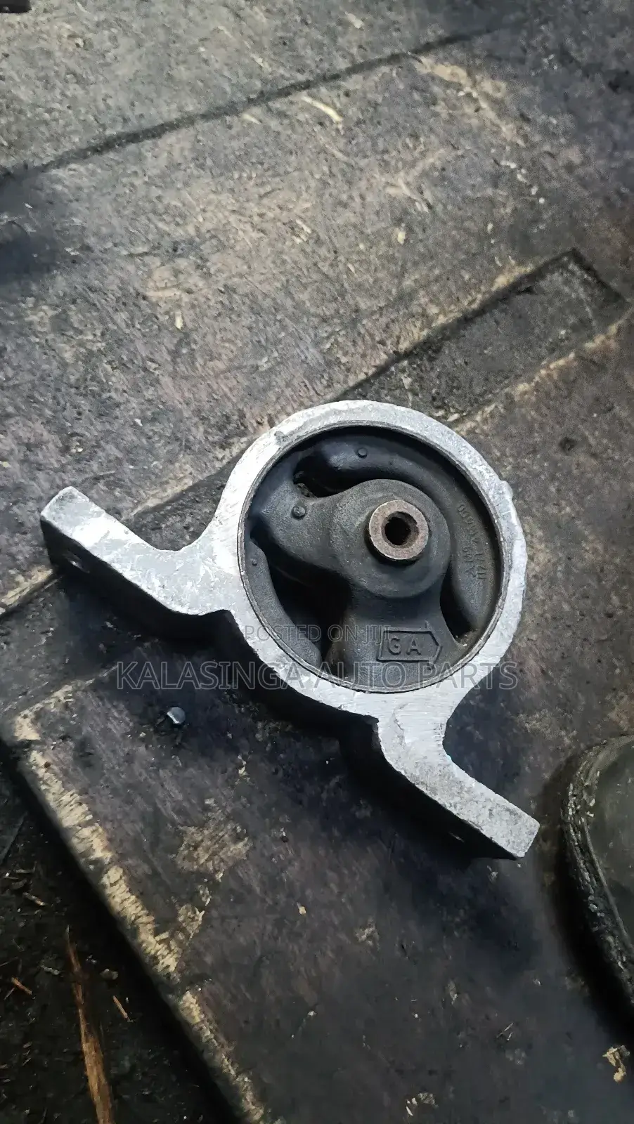 Nissan Sunny Gear Mounting