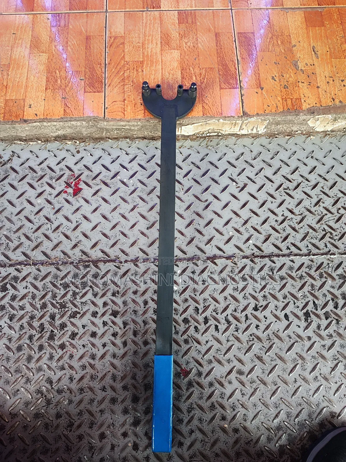 VW AUDI Crankshaft Sprocket Counter Hold Tool