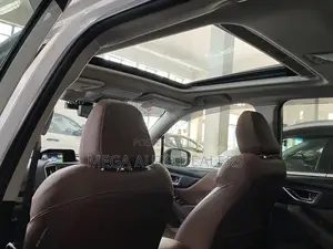 Subaru Forester 2018 White