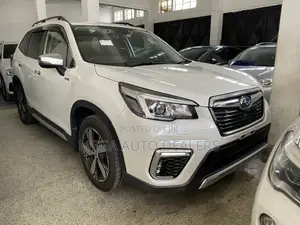 Subaru Forester 2018 White