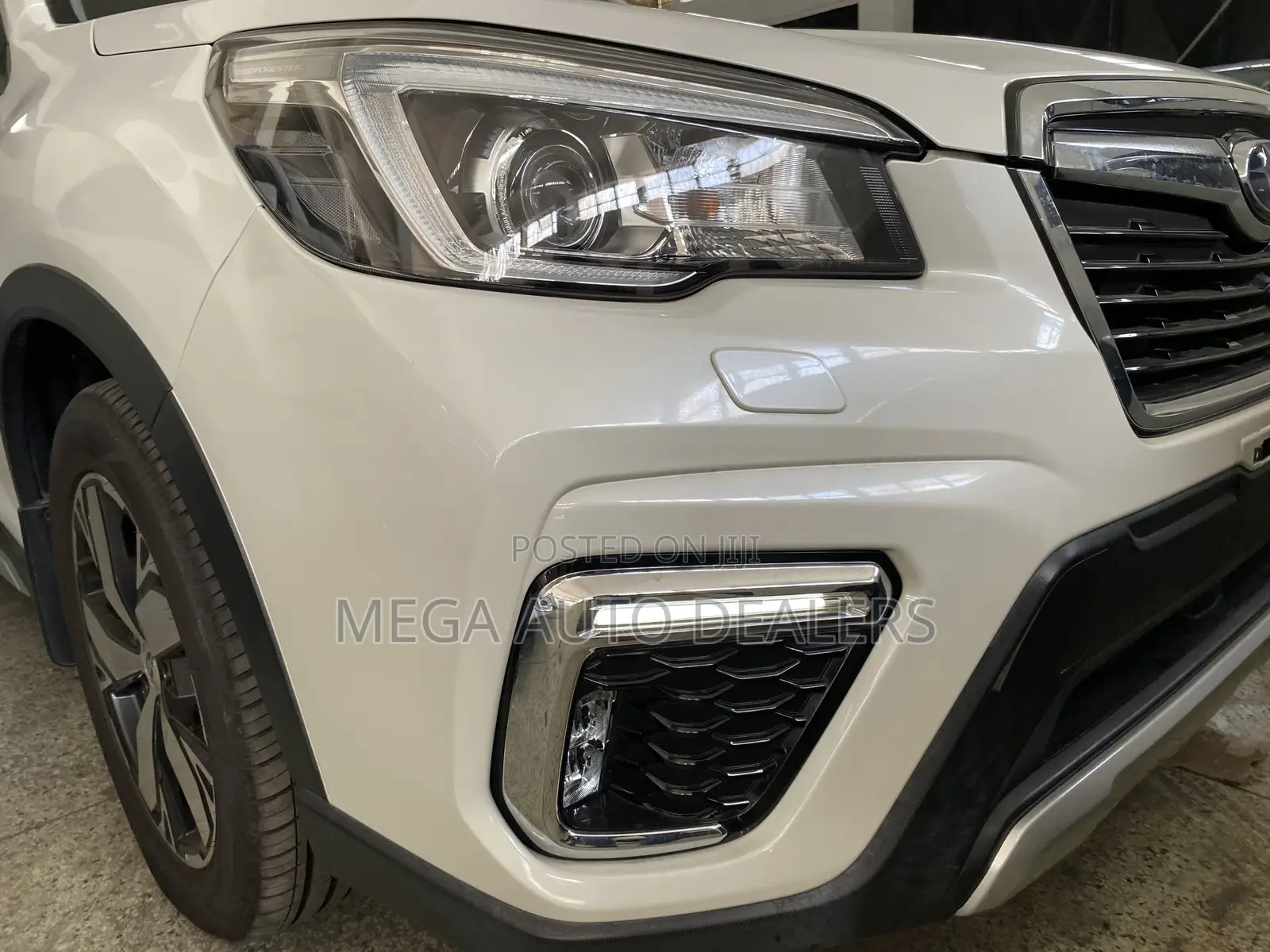 Subaru Forester 2018 White
