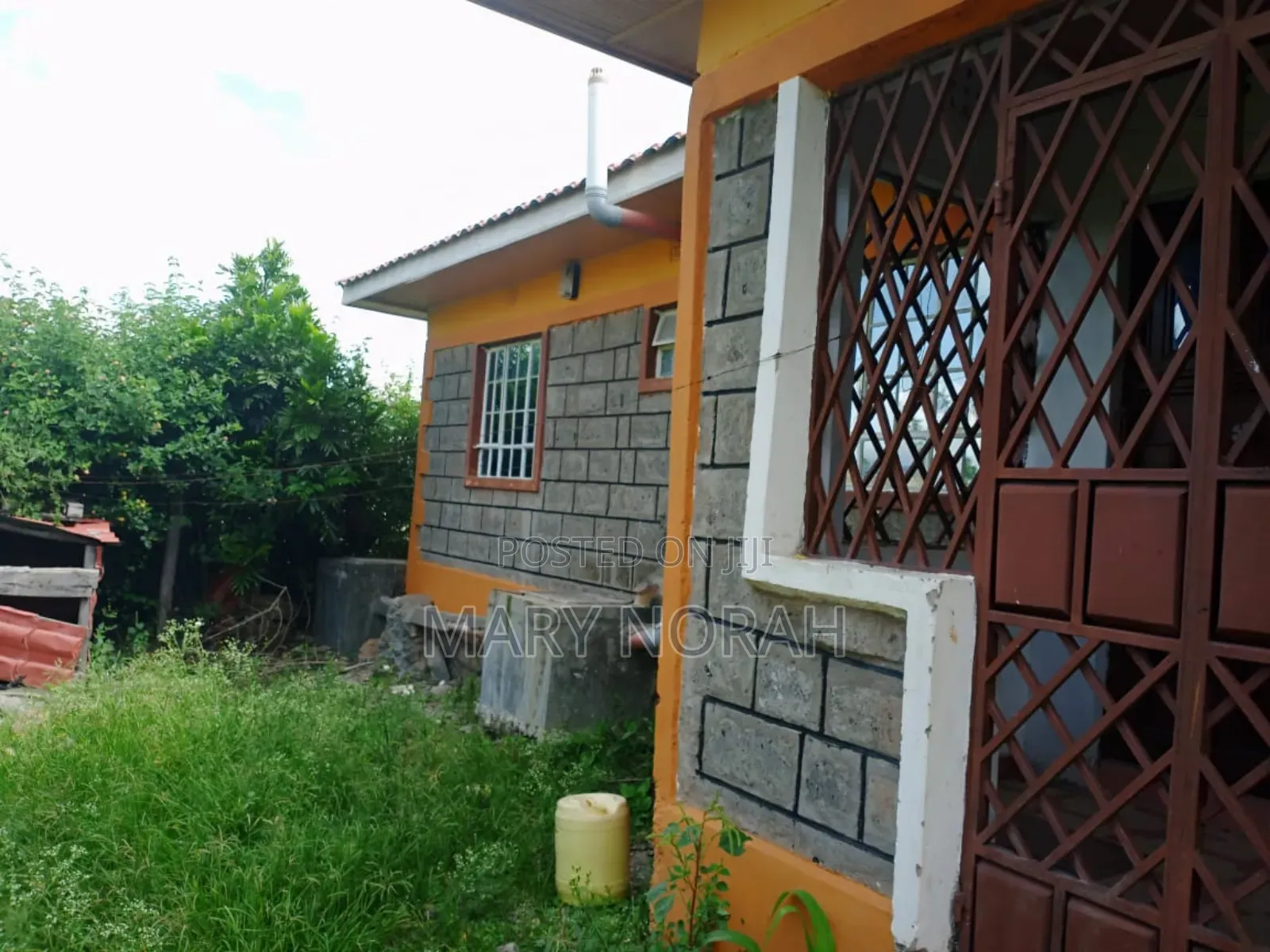 3bdrm Bungalow in Joska for sale