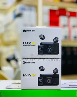 Hollyland Lark M2 Dual Wireless Microphone