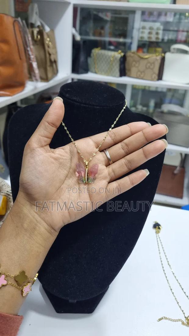 Unique Necklace - thumbnail 2