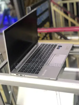 Laptop HP EliteBook 840 G8 16GB Intel Core i7 SSD 512GB
