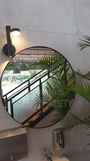 Contemporary Round Decorative Mirror