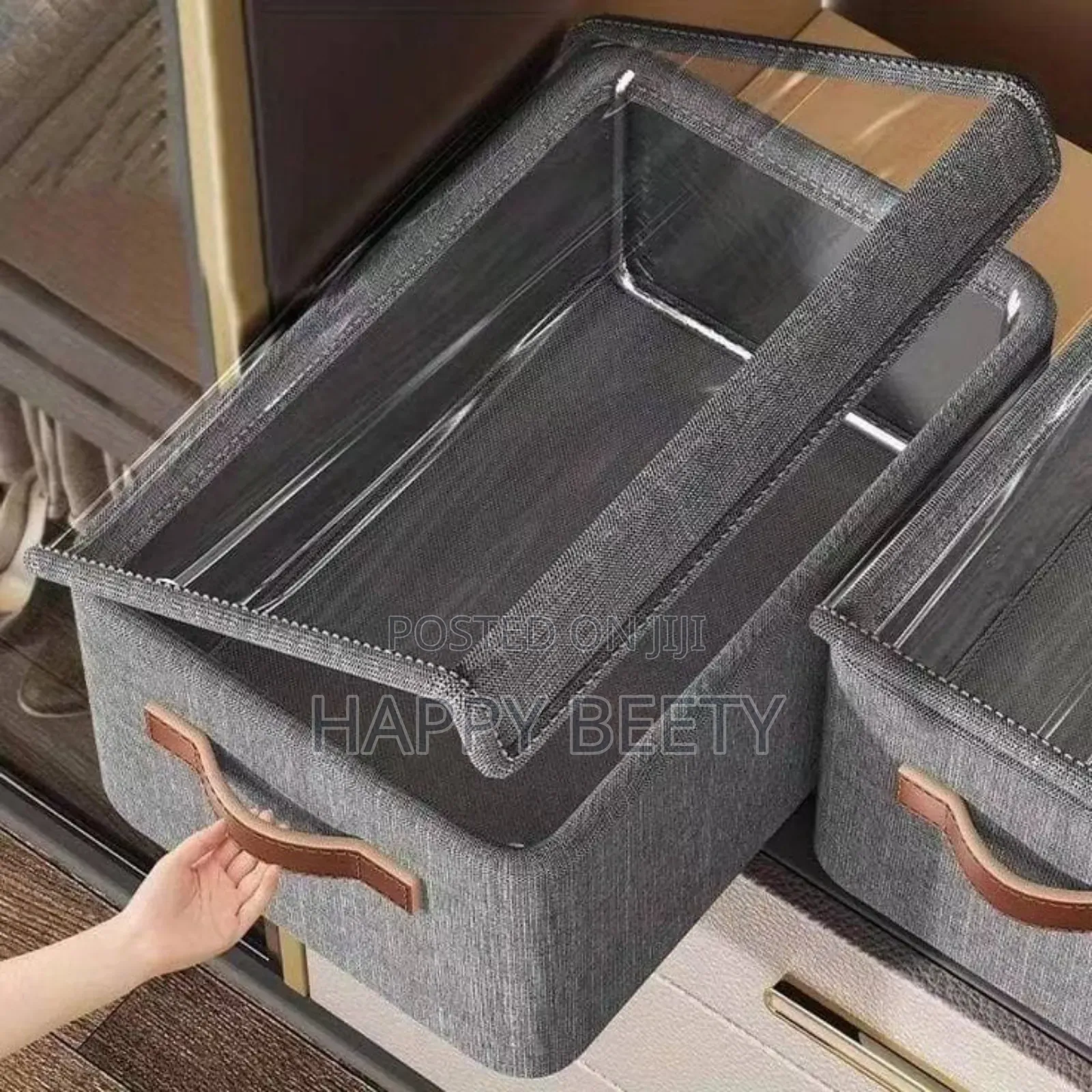 Collapsible Closet Organizer With a Cover