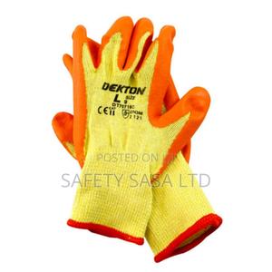 Diamond Grip Working Latex Gloves - thumbnail 2