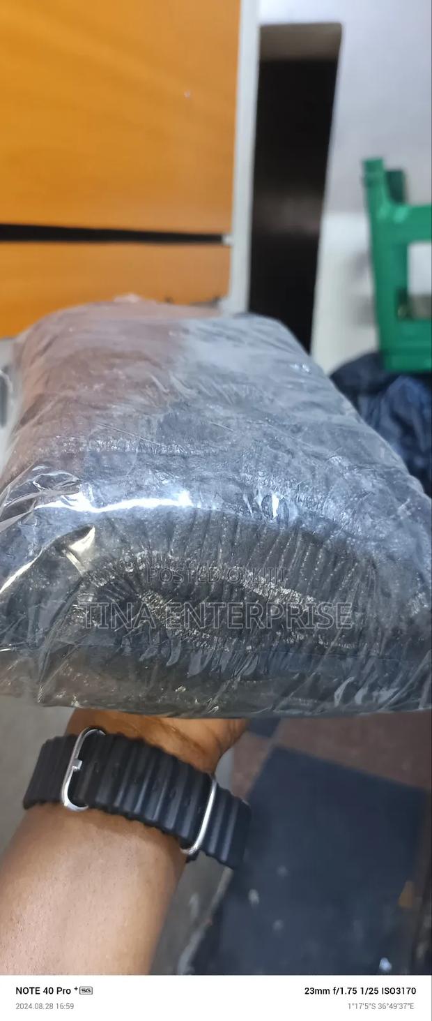 Black Hairnets - thumbnail 2