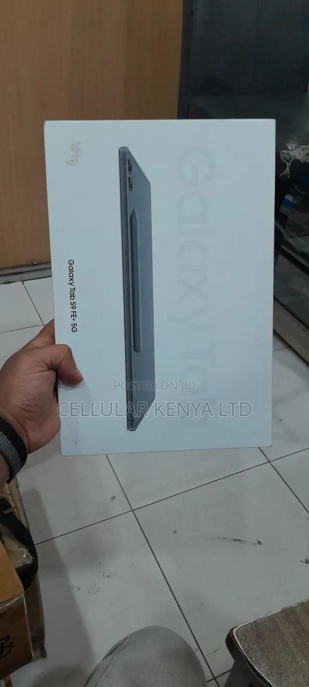 New Samsung Galaxy Tab S9 FE+ 128 GB Black - main view