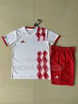 High Quality Football/Soccer Uniforms