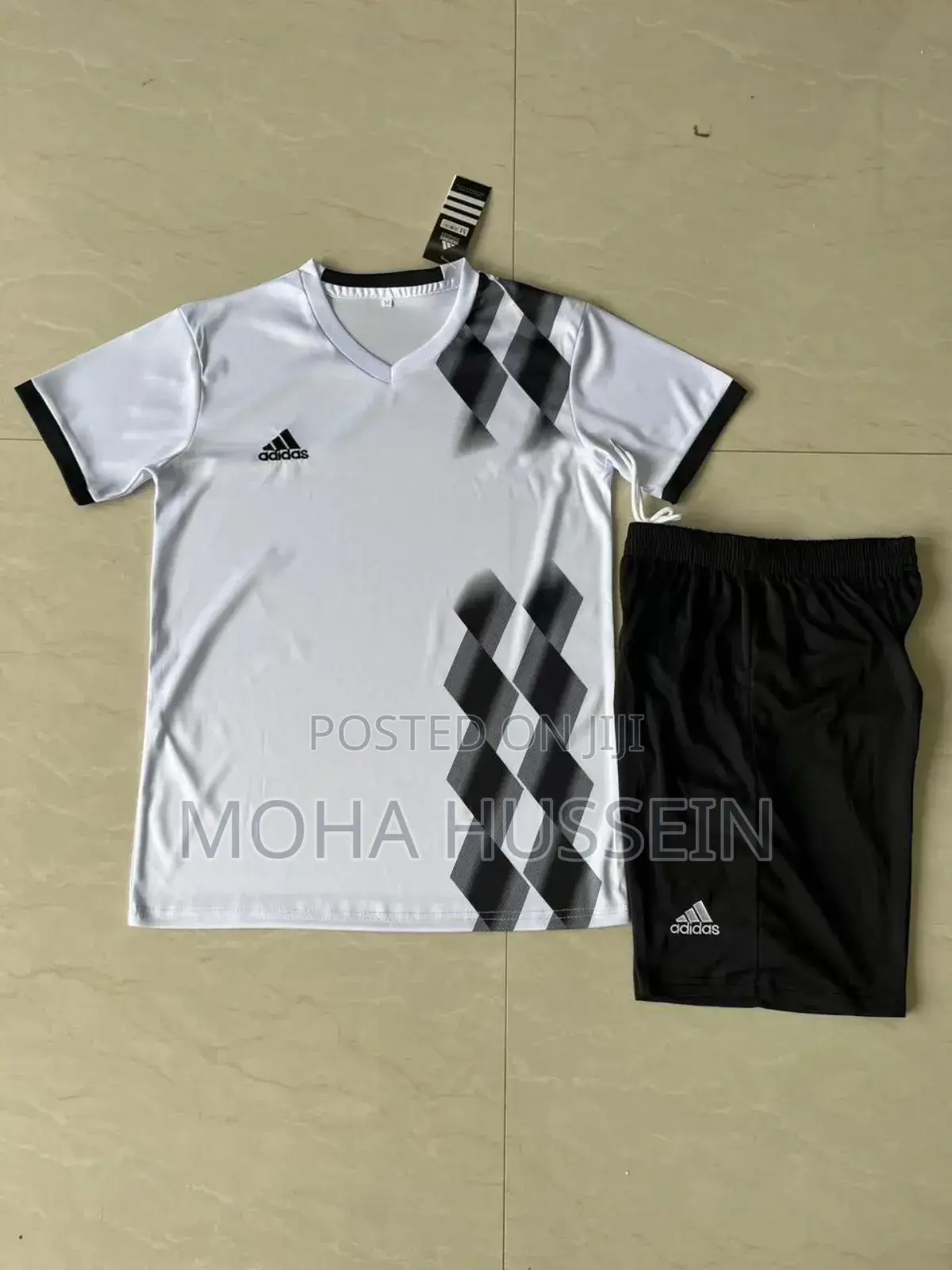 High Quality Football/Soccer Uniforms
