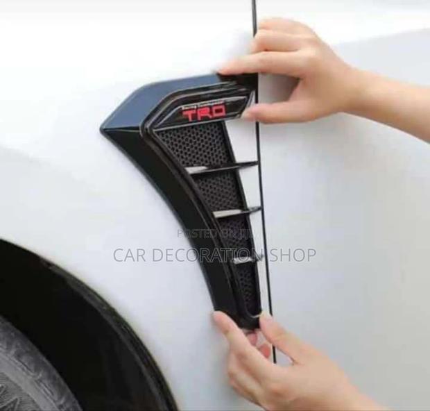 Small TRD Side Leaf Vent Door Decoration