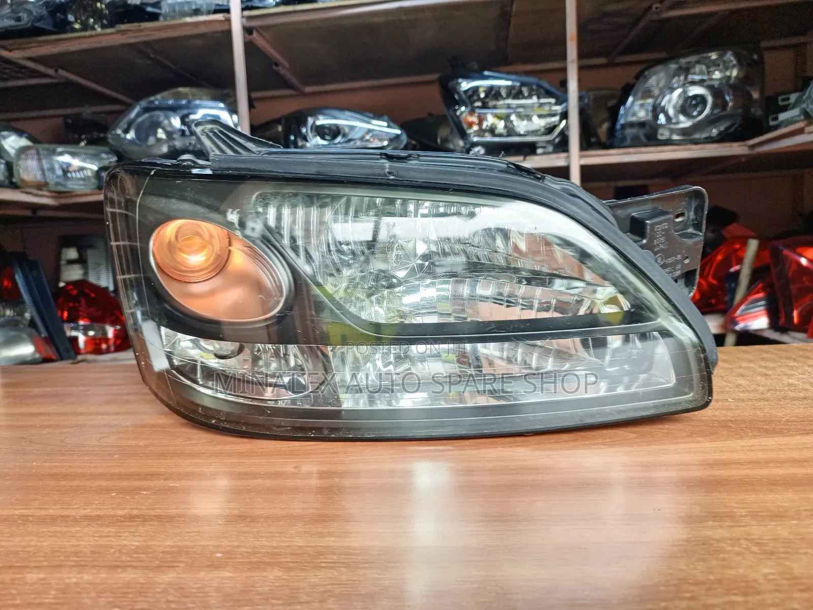 BH5 RHS Zenon Clear Shade Headlight