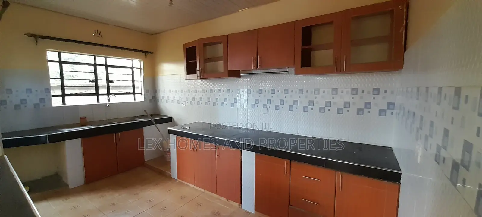 3bdrm Bungalow in Nkoroi for sale