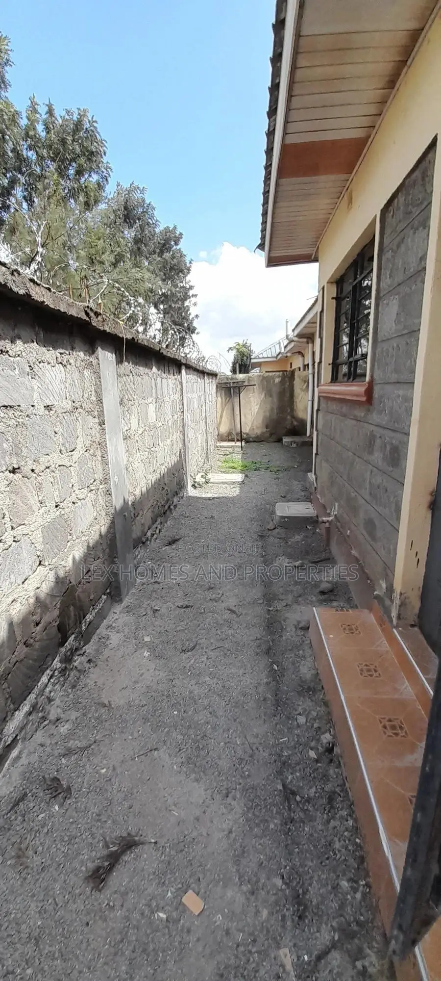 3bdrm Bungalow in Nkoroi for sale