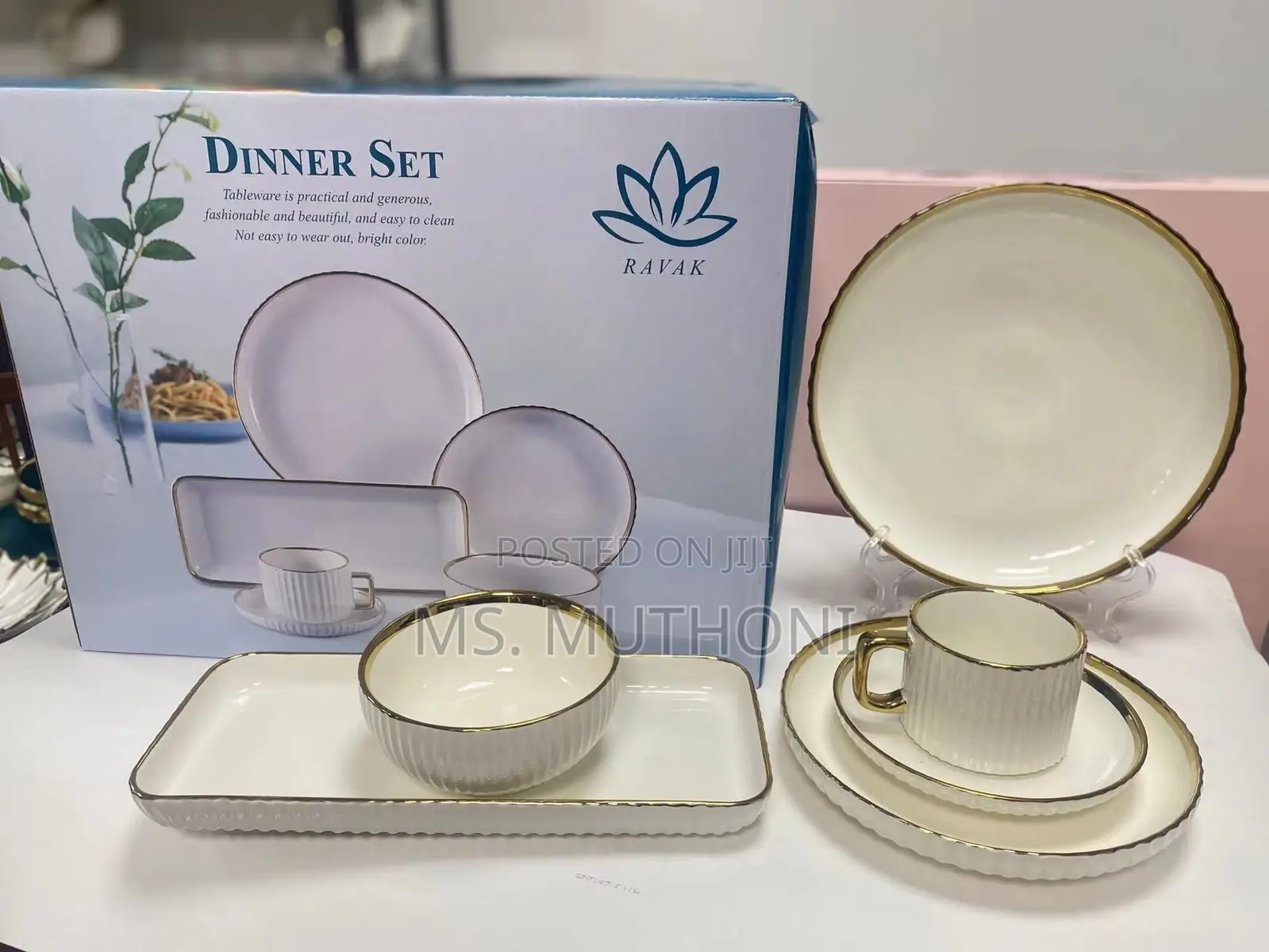 Quality 32 PCS Dinner Set