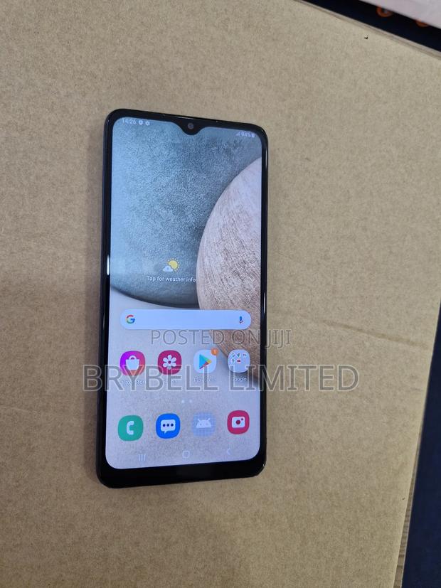 Samsung Galaxy A12 64 GB Blue - main view