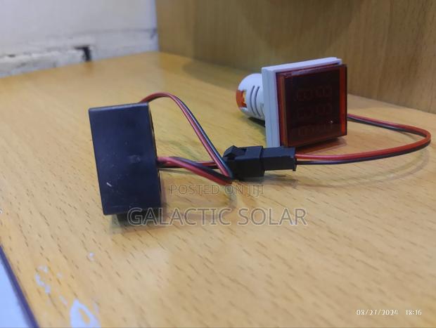 Voltage and Current Indicator Lights - main view