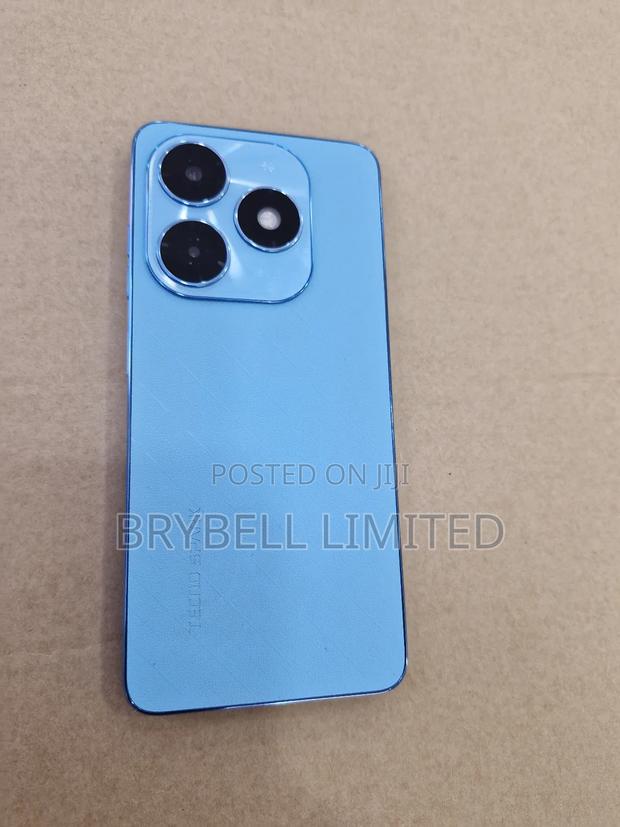 Tecno Spark 20 128 GB Blue - thumbnail 2