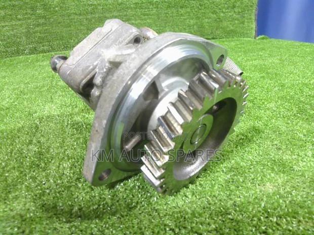 Isuzu D-Max Power Steering Pump. - thumbnail 4