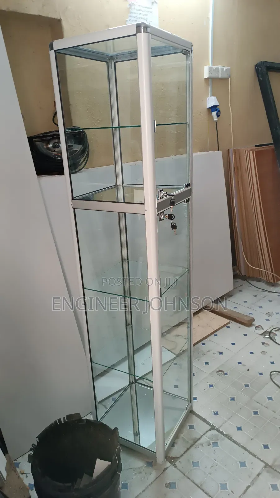 Cosmetics Glass Display