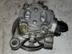 Honda R18a Power Steering Pump for Stream, Civic.