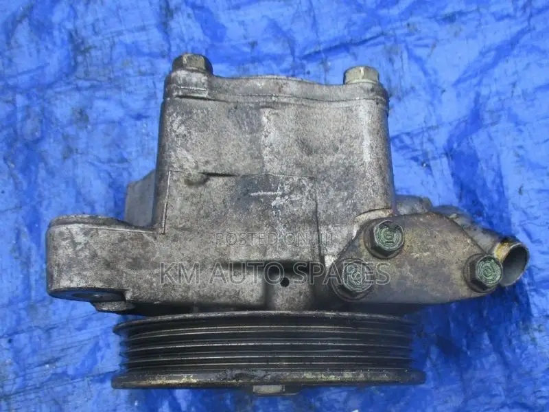 Honda R20a Power Steering Pump for Crv, Stream, Civic.