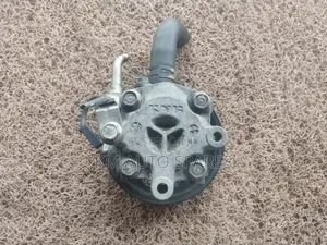 Mitsubishi 4b11 Power Steering Pump for Lancer, Rvr, Asx.