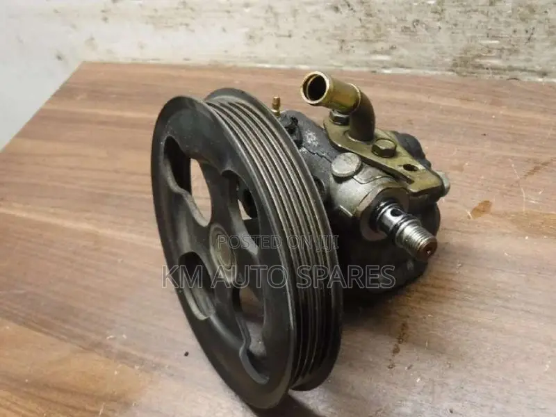 Mitsubishi 4g92 Power Steering Pump for Lancer, Mirage.