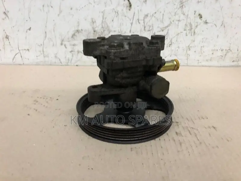 Mitsubishi 4g13 Power Steering Pump for Lancer, Mirage, Colt