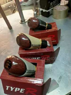 1-5 Wooden Leather Manual Gear Knobs