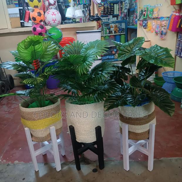 Stand,Basket and Plant Artificial in Stock Variety