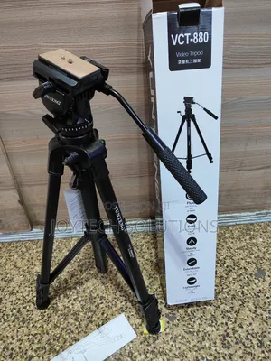 Tripod Camera VCT 880.